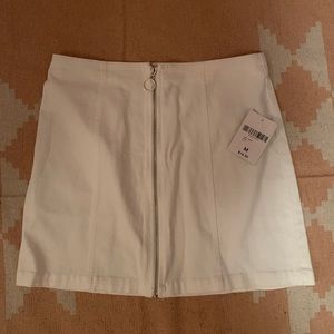 Forever 21 new white skirt